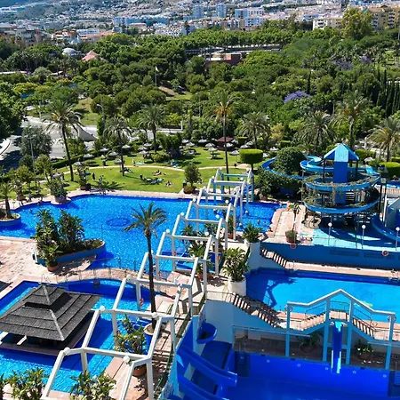 Apartment Benal Beach, Superb 2 Bedroom 2 Bathroom Front Sleeps 6