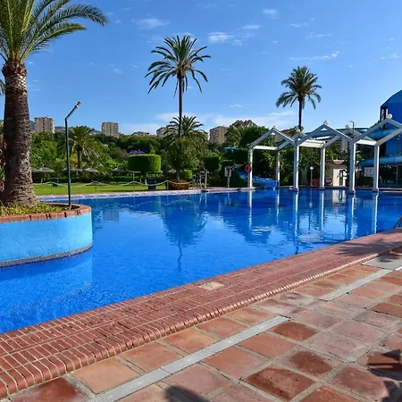 Apartment Benal Beach, Superb 2 Bedroom 2 Bathroom Front Sleeps 6 *