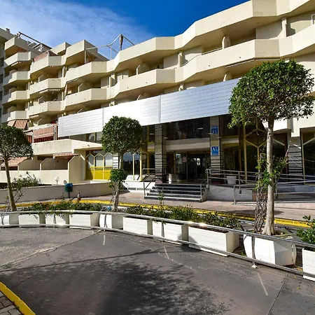 Benal Beach, Superb 2 Bedroom 2 Bathroom Front Sleeps 6 Apartament Benalmádena